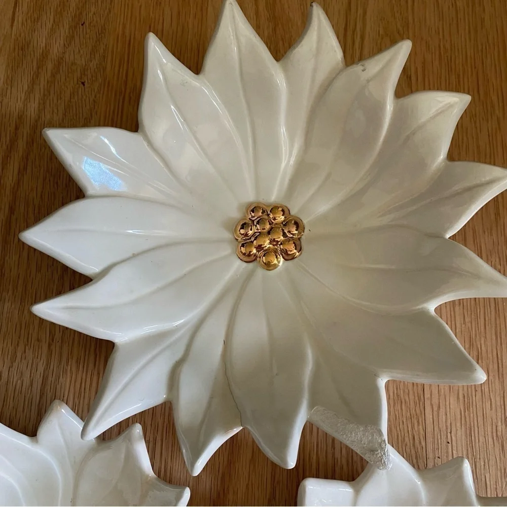 Vintage Atlantic Mold White Poinsettia Dish Tray Bowl Set Gold MCM Kitschy